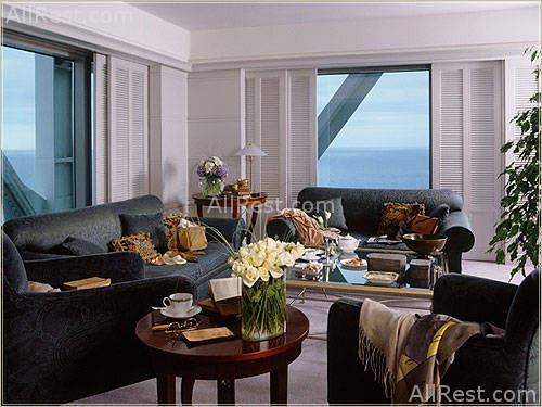 Arts Ritz Carlton 3
